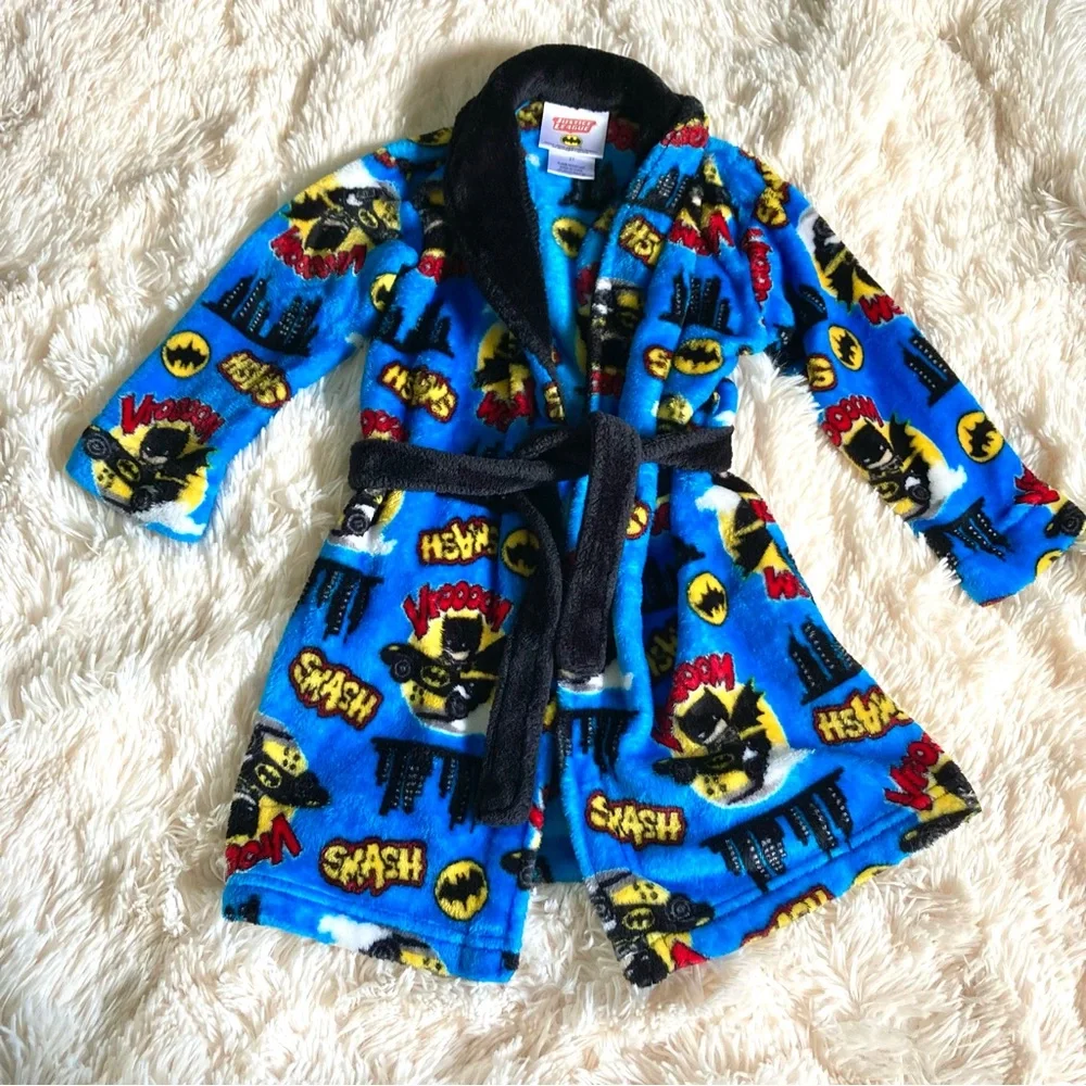 Justice League Fuzzy Batman Bathrobe 2T